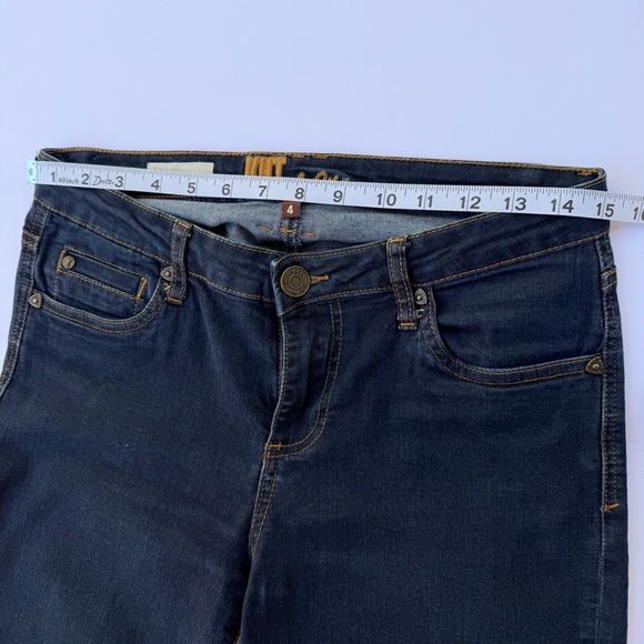 Woman’s Kut From The Kloth Denim Jeans
Lucille Skinny Size 4 - Picture 7 of 9